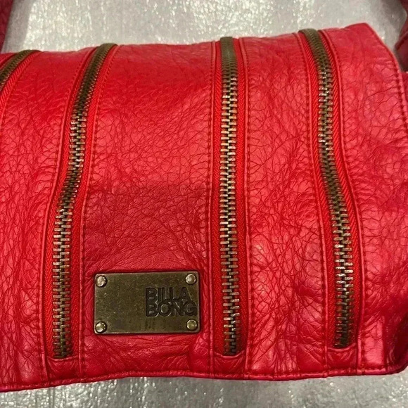 Billabong Red Leather Crossbody  Handbag - Picture 4 of 9